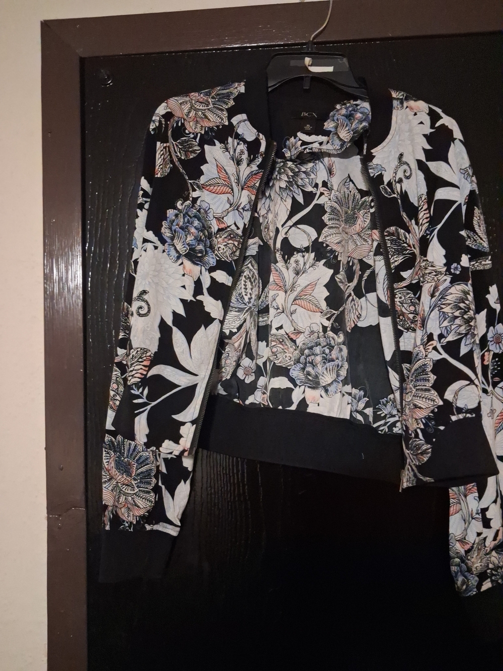 BCX Floral Zip-Front Bomber Jacket - Black/White Floral Size XL